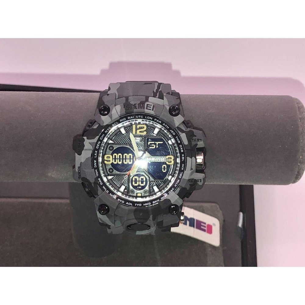Military Style Watch - Picture 8 of 8